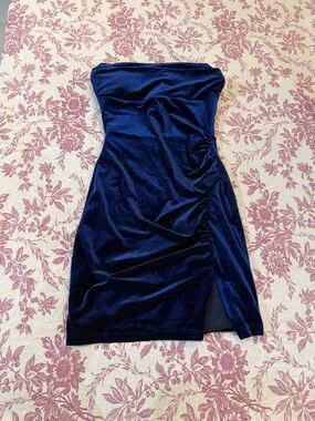 Windsor Strapless Navy Velvet Ruched Mini Dress fits XS